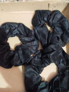 Black Textured Scrunchie