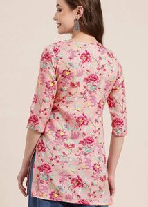 Floral Print V neck Short Kurti