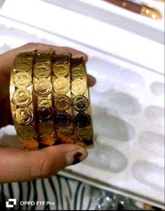 1 Ginni Necklace &amp; 4  Kada