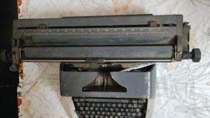Godrej Prima Typewriter