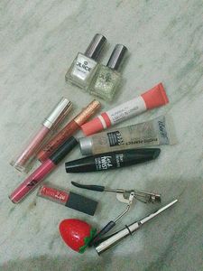 Mixed Makeup Bundle