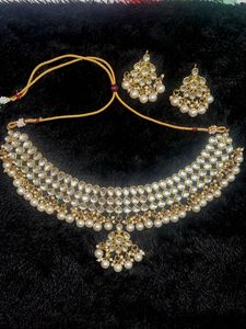 Beautiful Kundan jewellery Set