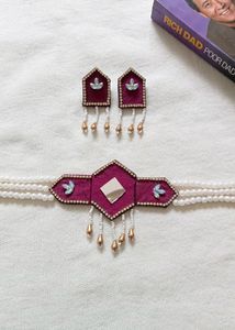 Choker Necklace With Earrings ✨