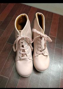 NEW PINK BOOTS