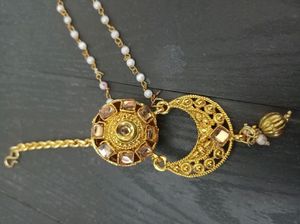 Mangtikka With Nose Pin