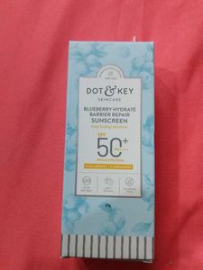 Dot & Key Blueberry Sunscreen SPF 50