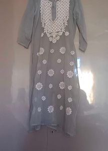 Straight Kurta Chikankaari
