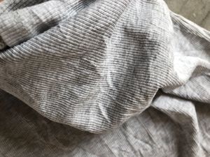 Cute 🌷Grey stretchable wool tee🎗️