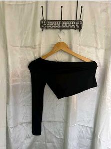 URBANIC Asymmetric Black Crop Top