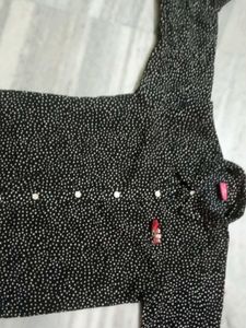 A Beautiful Polka Doted Girl&#39;s Shirt