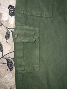 Combo Of Straight Cargo Paint &amp; Crop Top