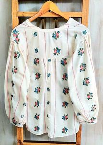 Embroided Top Size-38-40