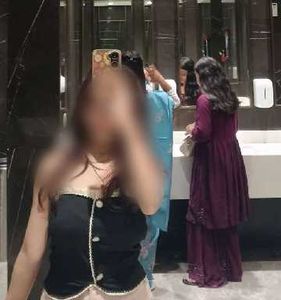 Stylish Black Tube Top