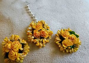 BEAUTIFUL Floral Maangtika And Earring Combo