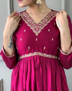 Ethnic Kurta Set With Dupatta