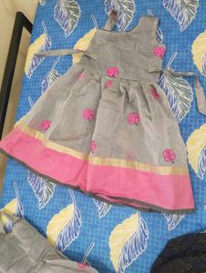 Cute  Dress homemade age 3- 6 year Quinty 3