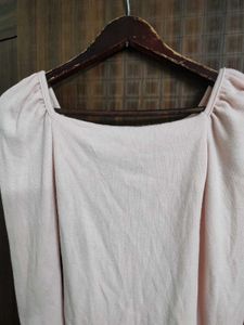 SALE 🛍️ Peach Rouched Top