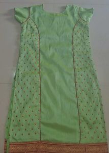 Elegant Embroidered Kurta Set of 2