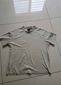 H&M Beige Short Sleeve Tee
