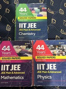 Arihant IIT-JEE 44 Years Solved Papers Pcm