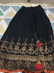 Elegant Black Ethnic Skirt