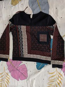 Patterned Long Sleeve Top Black