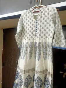 SANGRIA WHITE Embroidery Anarkali