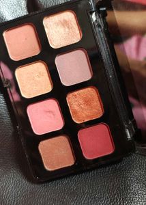 Insight Cosmetics Winged Eyes Eyeshadow Palette