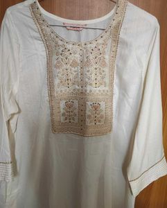 White New Kurti 2Xl Size