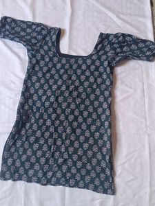 Patterned Casual Dresses Combo Kurti And Short Top