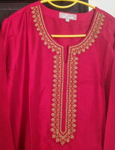 Elegant Red Embroidered Kurta