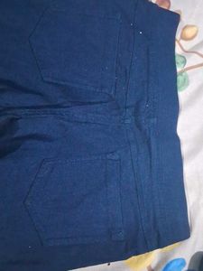 a navy blue jeans