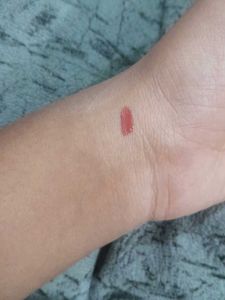 Insight Lip Cream