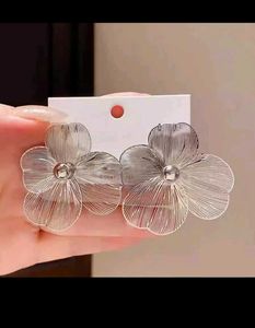 Silver Flower Earrings
