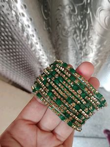 2set Of Bangles &amp; 2 Red &amp; Green  Metal Kade ,, Gre