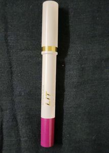 😍Myglamm Lit Lip Crayon