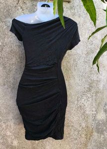 N. BEBE SEXY BLACK BODYCON