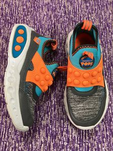 SKECHERS UK 12