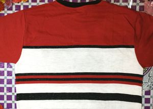 Nine Stitches T-shirt Red / White Colour