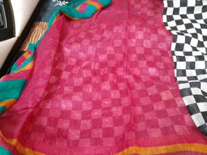 Checkered Pattern Saree