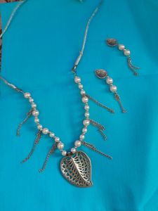 Chain Jewelry.