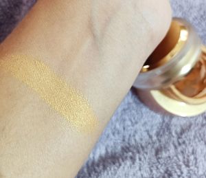 CEMERA Gold Foundation Matte