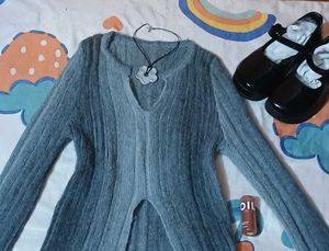 Long Sleeve V Neck Top