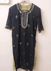 Elegant Black Embellished Kurta