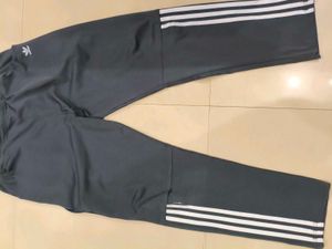 I Am Selling A Dry Fit Pyjama