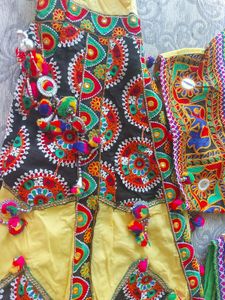 Garba Lenhga Blouse And Dupatta