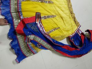 Readytowear Saree With Semi Stitched Blouse
