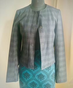 Sale‼️Brand New Checks Button Up Cropped Jacket