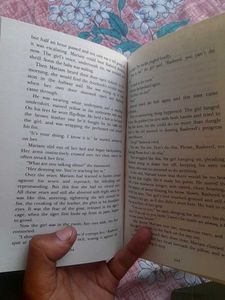 A Thousand Splendid Suns by Khaled Hosseini