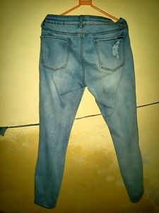 Tapped Fit Jeans